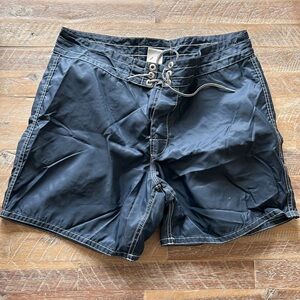 Birdwell 310 board shorts size 34